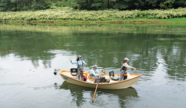 Discover Where Drift Boats Drift: Exploring Prime Fishing Spots with Precision