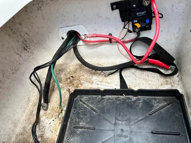 a secured ground wiring in boat