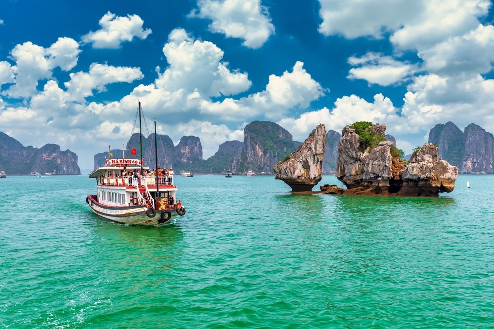 A view of boats around the bay